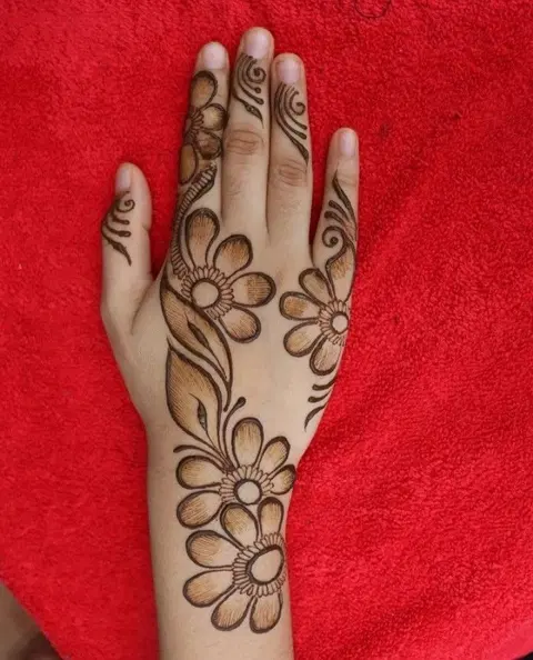 arabic simple back hand mehndi design