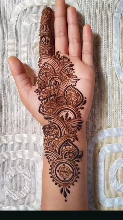 arabic simple bel front hand mehndi design