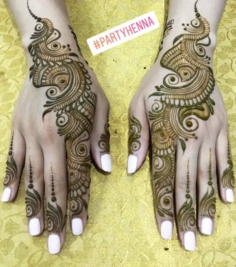 arabic simple bel back hand mehndi design