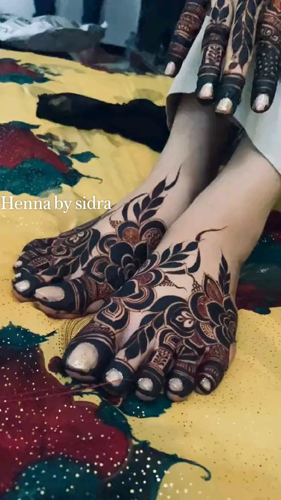 Arabic Bridal Foot Mehndi Design with Flowers and Hearts