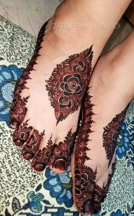 bridal dubai flower foot mehndi design