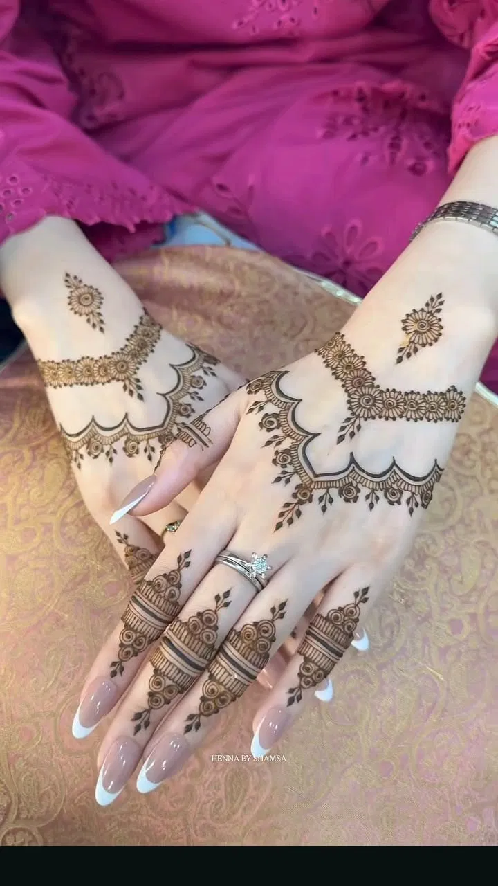 Aesthetic Simple Full Hand Mehndi Design for Eid