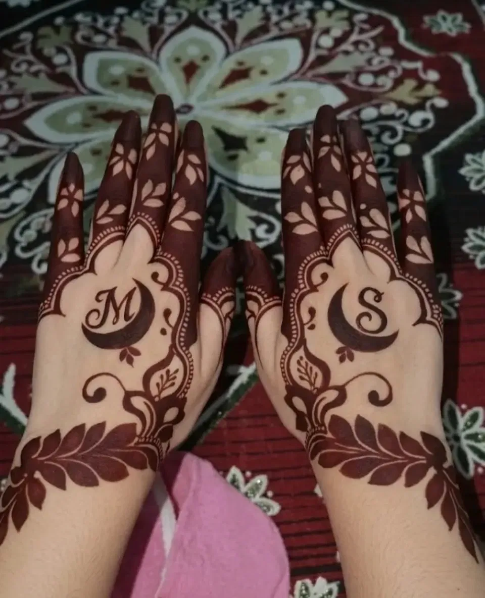 Arabic Simple Finger Mehndi Design with Gol Tikki and Jaal for Eid