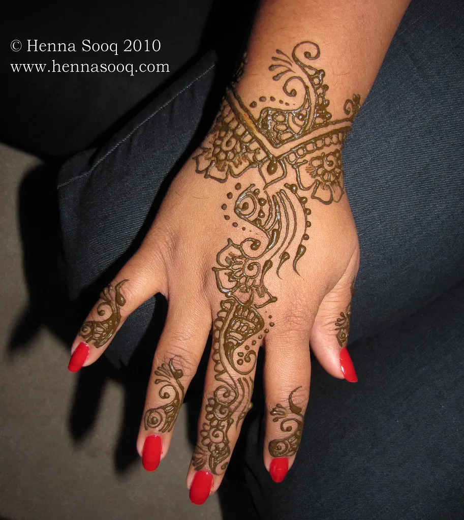 Bridal Back Hand Mehndi Design