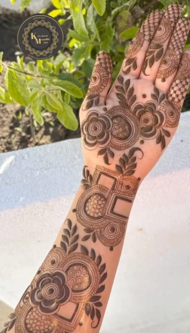 Bridal Indian Front Hand Mehndi Design (5)