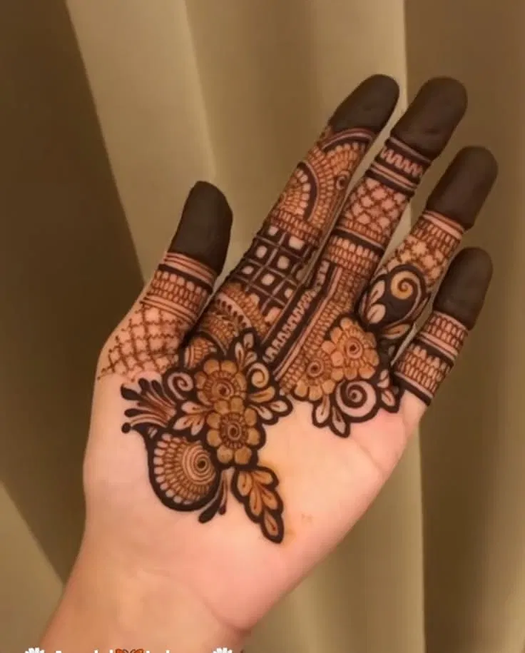 Aesthetic Arabic Front Hand Mehndi Design with Flowers (20)